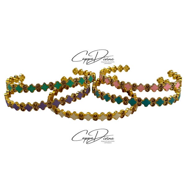 Adjustable Golden Steel Bracelet – Clove with Colorful Enamel