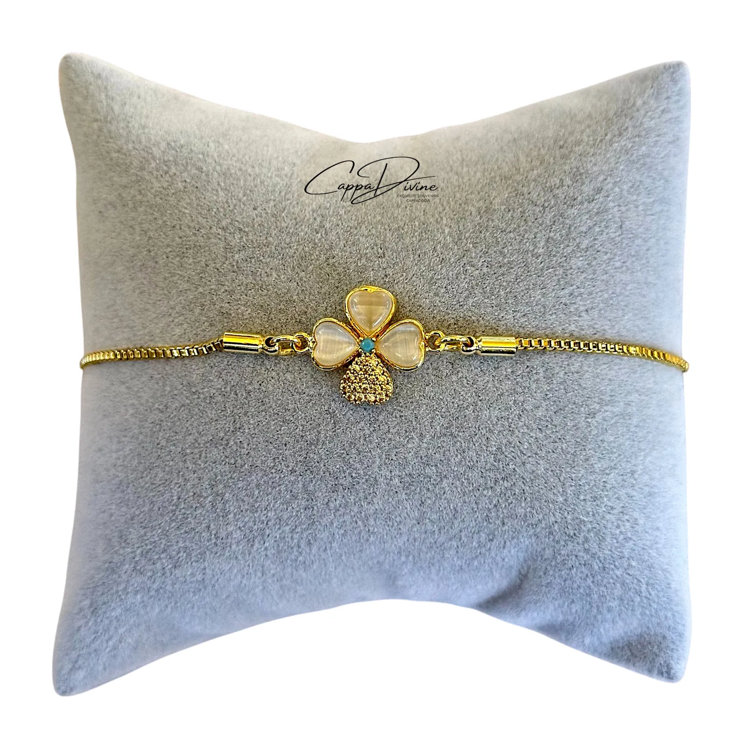 Adjustable Golden Clover Bracelet with Mother Pearl Detail