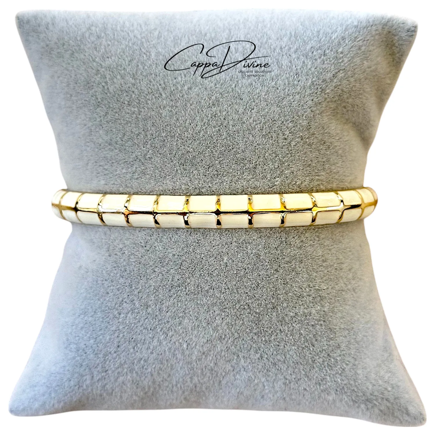 Adjustable Golden Steel Bracelet – Vintage Design with Enamel