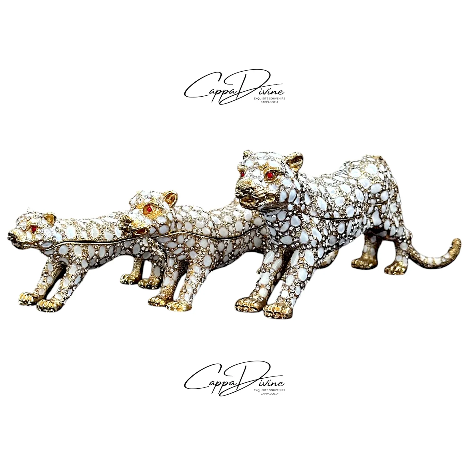 Decorative Piece – Leopard with Crystal Stones