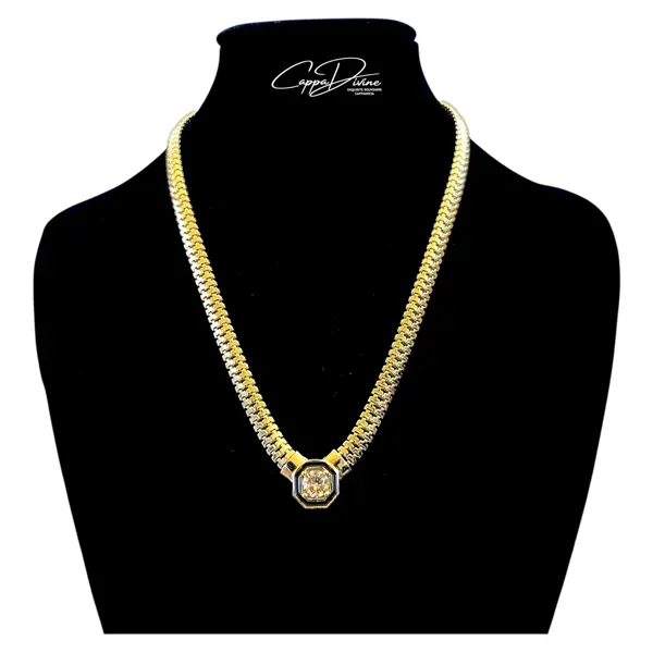Golden Steel Necklace – Wicker Chain with Crystal Stone
